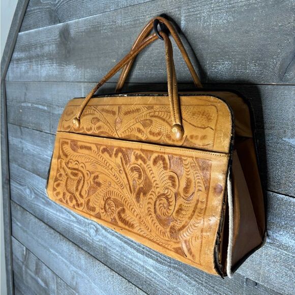 Gaitan vintage Mexican tooled leather Elegant Tan Leather Handbag - Picture 11 of 11
